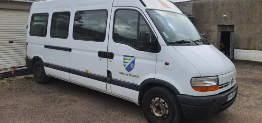 Mini bus _ Latéral droit